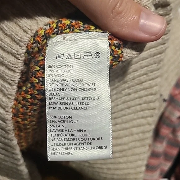 Koto Beige Southweatern Print Sweater Medium - Picture 3 of 4